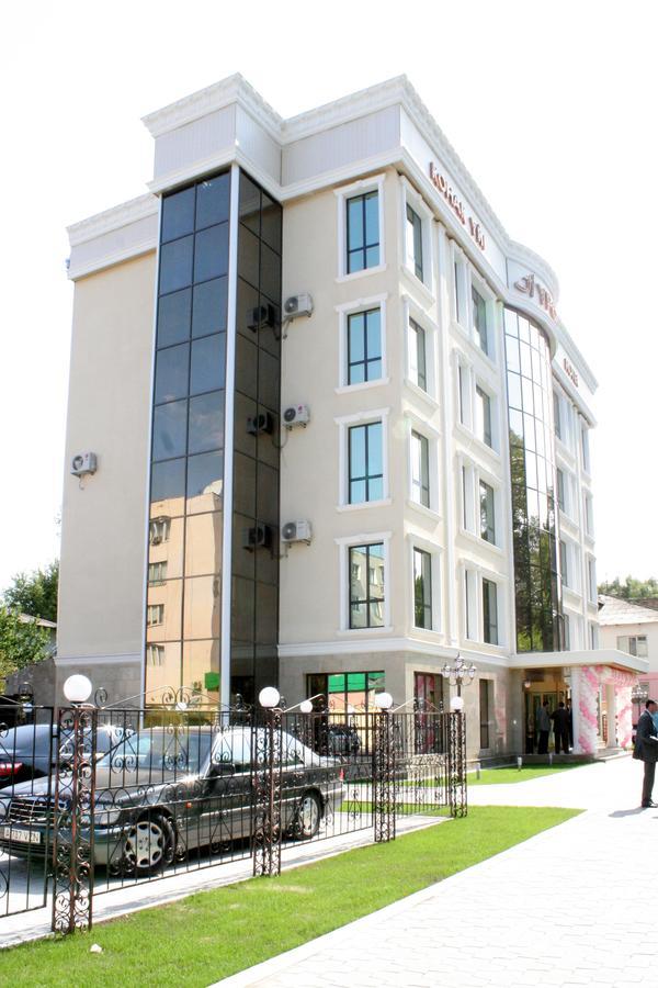 Luxurious Hotel Taraz Buitenkant foto