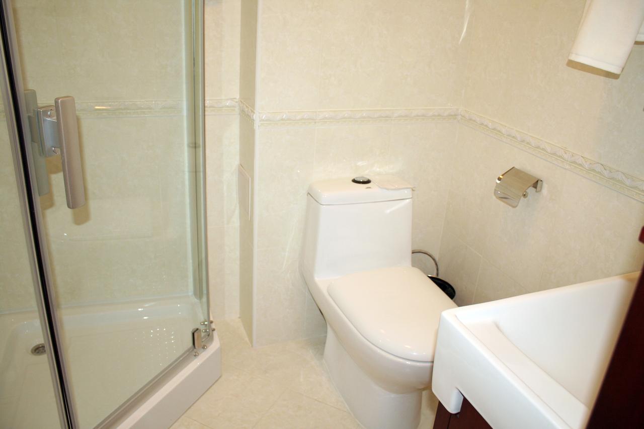 Luxurious Hotel Taraz Buitenkant foto